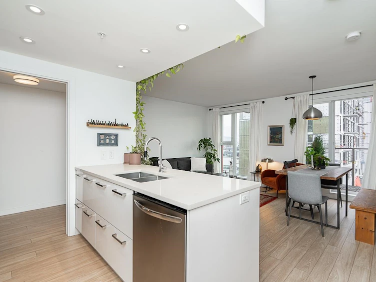 604-983 E Hastings Street, Vancouver, BC, V6A 0G9 - 4