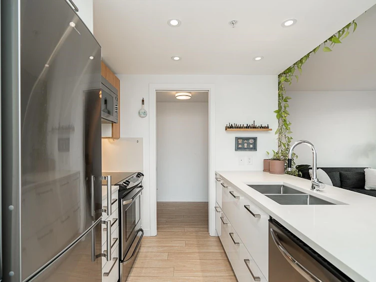 604-983 E Hastings Street, Vancouver, BC, V6A 0G9 - 5