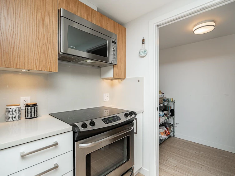 604-983 E Hastings Street, Vancouver, BC, V6A 0G9 - 6