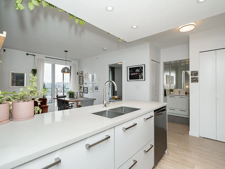 604-983 E Hastings Street, Vancouver, BC, V6A 0G9 - 8