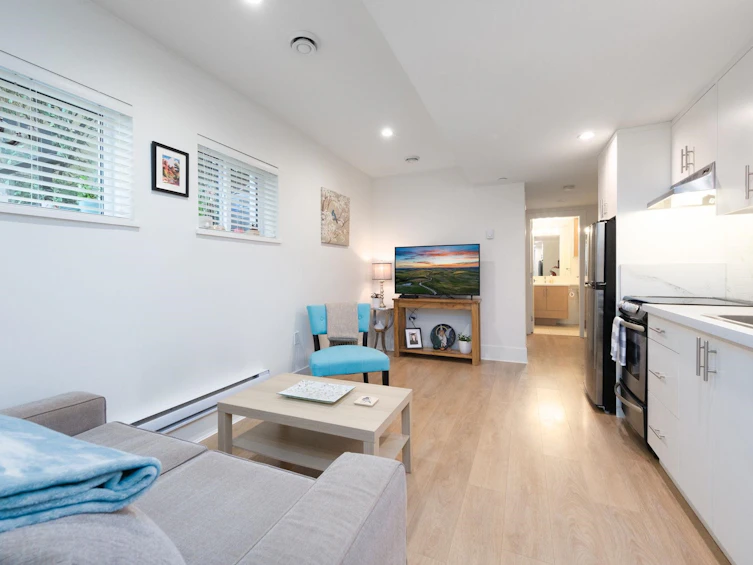 251 E 6th Street, North Vancouver, BC, V7L 1P4 - 23