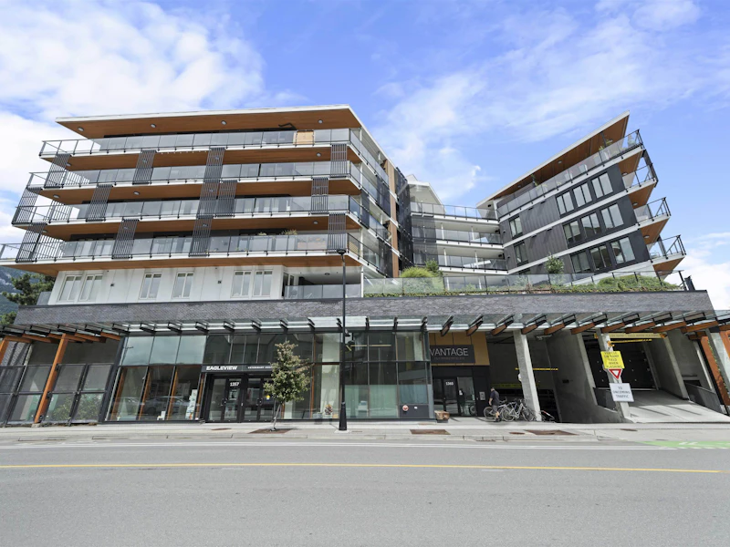 212 - 1365 Pemberton Avenue, Squamish BC
