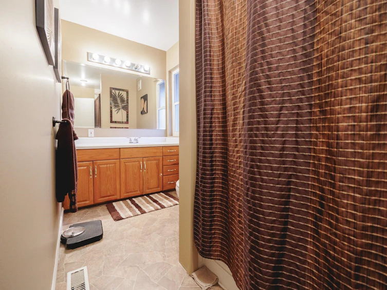11741 Darby Street, Maple Ridge, BC, V2X 5G1 - 25