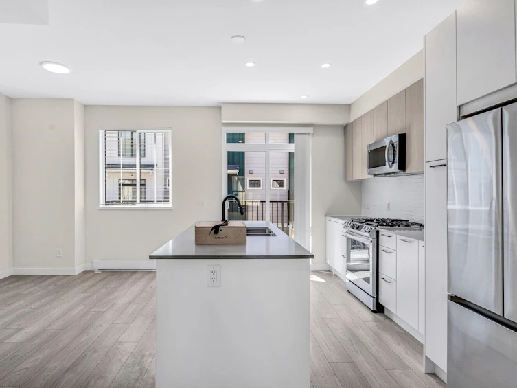 59-488 Furness Street, New Westminster, BC, V3M 0M1 - 12