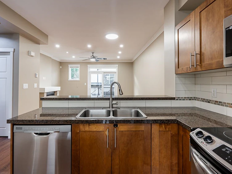 3-6123 138 Street, Surrey, BC, V3X 1E8 - 14