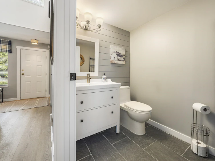 15618 93 Avenue, Surrey, BC, V4N 3B2 - 22