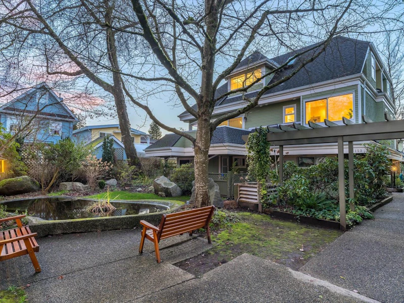8 - 4153 Sophia Street, Vancouver BC V5V 3V4