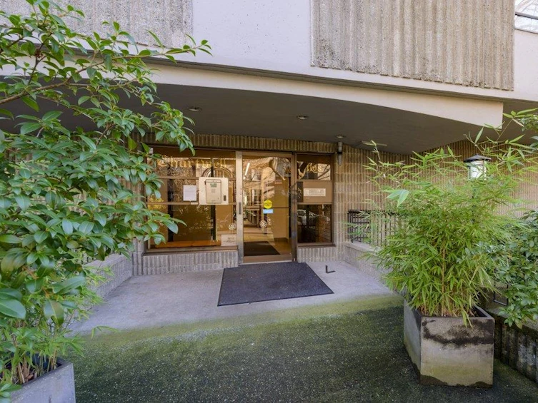 102-1108 Nicola Street, Vancouver, BC, V6G 2E2 - 3