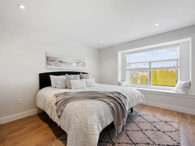 12792 113b Avenue, Surrey, BC, V3R 2W6 - 12
