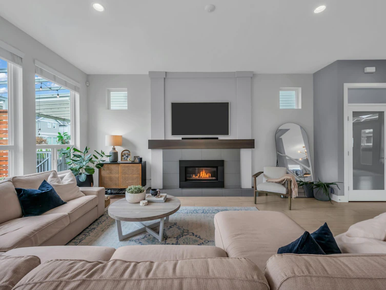 10293 Wynnyk Way, Maple Ridge, BC, V2W 1G3 - 10