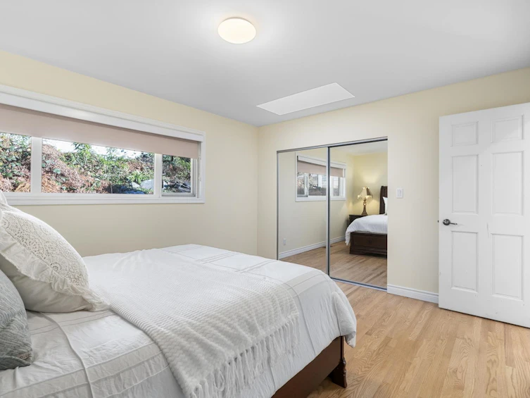 568 Alpine Court, North Vancouver, BC, V7R 2L6 - 18