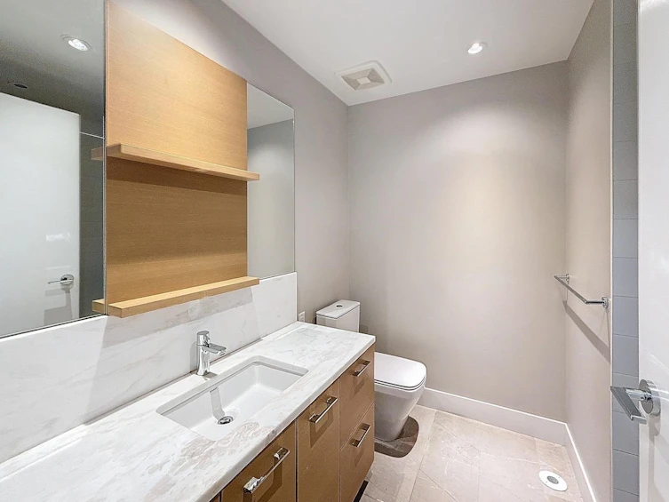 7488 Granville Street, Vancouver, BC, V6P 0G1 - 15