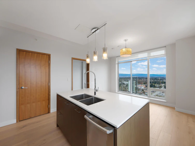 4405-13495 Central Avenue, Surrey, BC, V3T 0K2 - 6