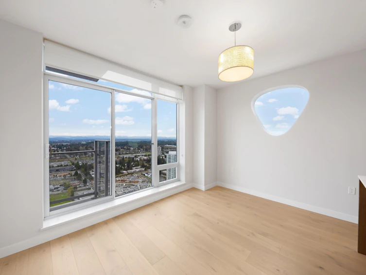 4405-13495 Central Avenue, Surrey, BC, V3T 0K2 - 11