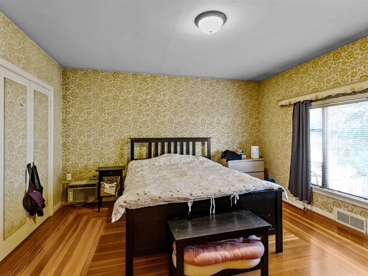 7244 Granville Street, Vancouver, BC, V6P 4X9 - 7