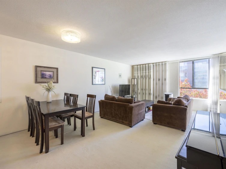 304-2140 Briar Avenue, Vancouver, BC, V6L 3E3 - 2