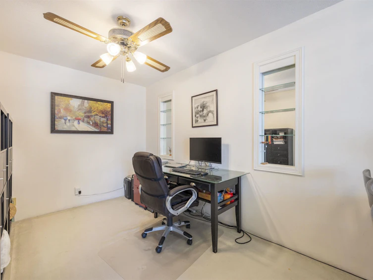 304-2140 Briar Avenue, Vancouver, BC, V6L 3E3 - 12