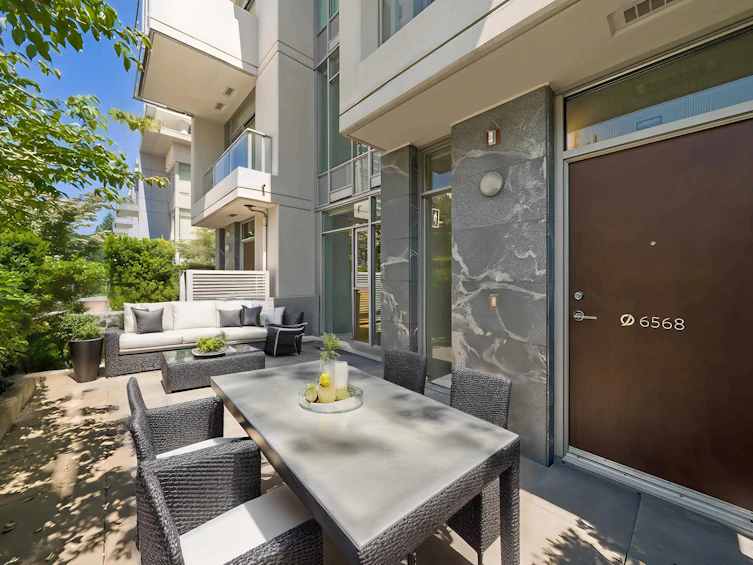 6568 Nelson Avenue, Burnaby, BC, V5H 0E8 - 9