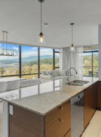 1506 400 Capilano Road