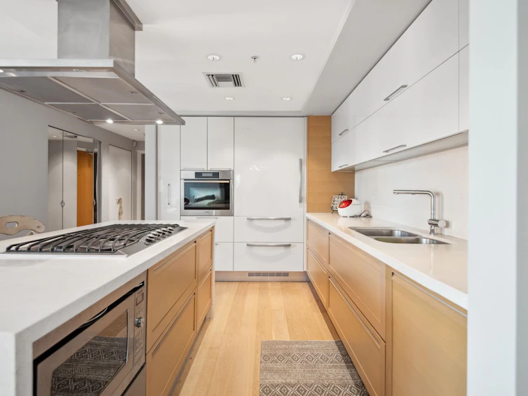 806-8 Smithe Mews, Vancouver, BC, V6B 0A5 - 9