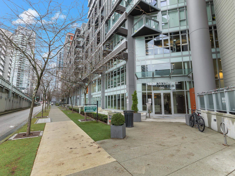 303 - 1372 Seymour Street, Vancouver BC V6B 0L1