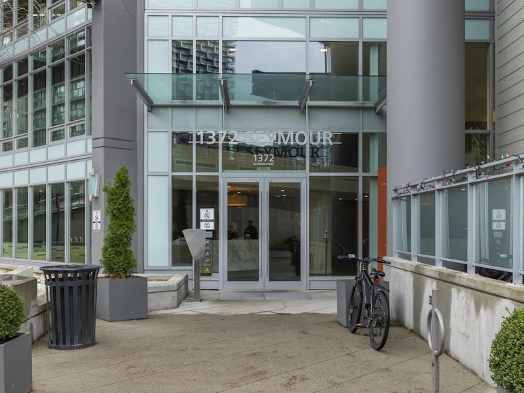 303-1372 Seymour Street, Vancouver, BC, V6B 0L1 - 2