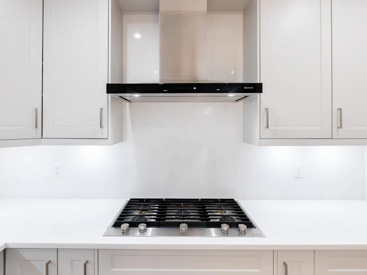 6893 Burns Street, Burnaby, BC, V5E 1T5 - 12