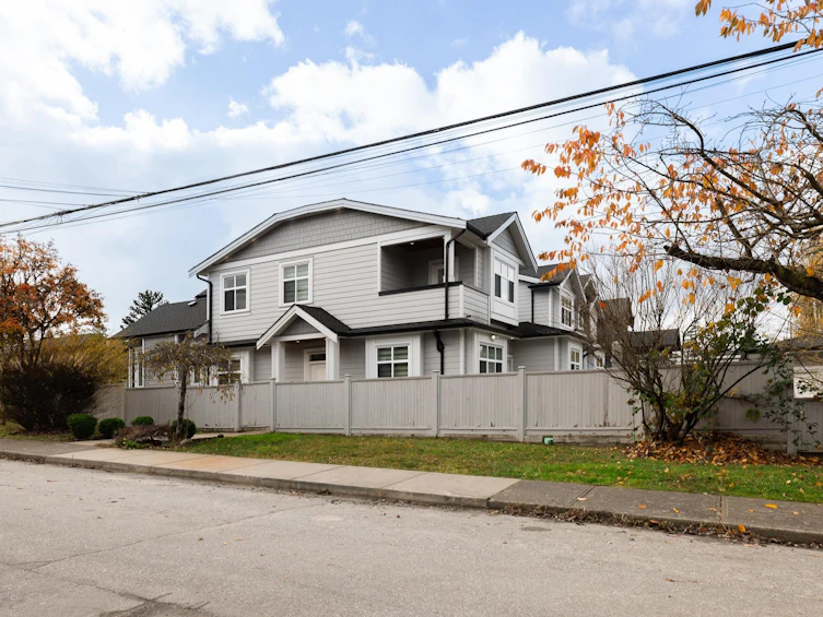 6893 Burns Street, Burnaby, BC, V5E 1T5 - 36