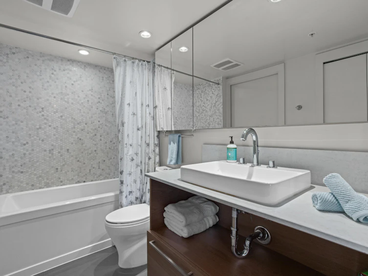 1006-189 Keefer Street, Vancouver, BC, V6A 0C8 - 18