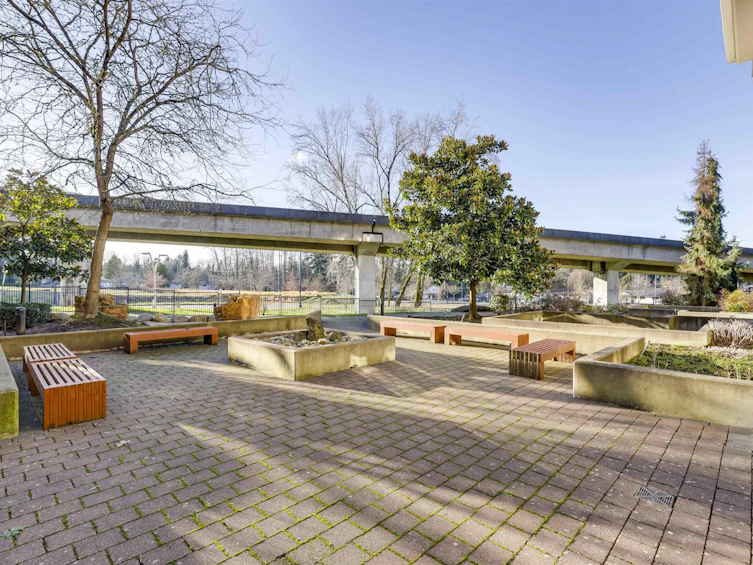 L101-13555 Gateway Drive, Surrey, BC, V3T 0B5 - 24