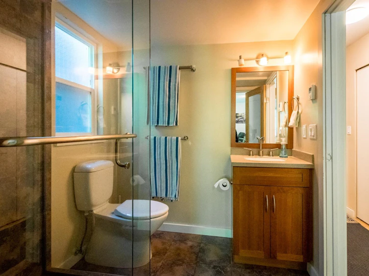 1525 Park Avenue, Roberts Creek, BC, V0N 2W2 - 21