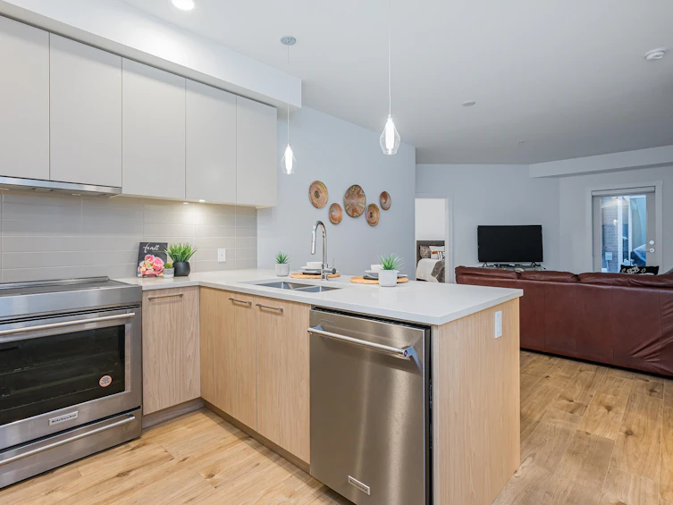 115-3182 Gladwin Road, Abbotsford, BC, V2T 0K8 - 11