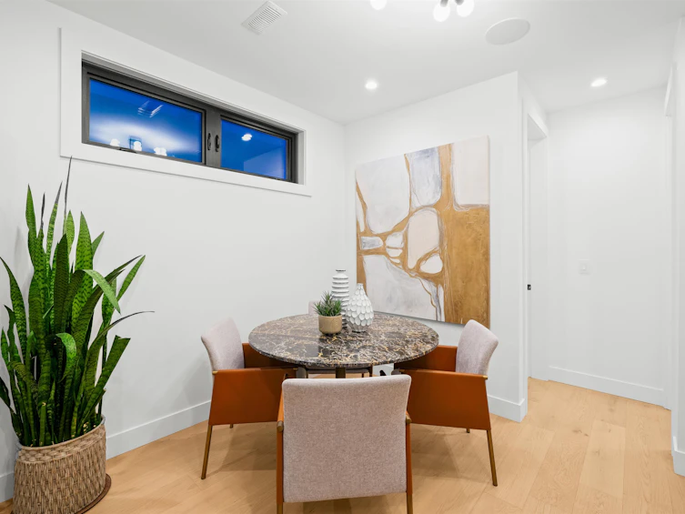 818 Drayton Street, North Vancouver, BC, V5L 4E2 - 15