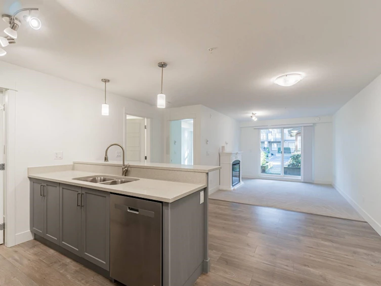 101-30515 Cardinal Avenue, Abbotsford, BC, V2T 0A8 - 4