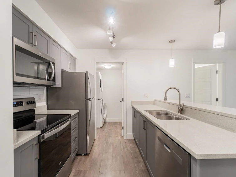 101-30515 Cardinal Avenue, Abbotsford, BC, V2T 0A8 - 5