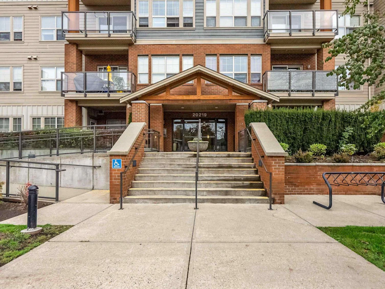 106-20219 54a Avenue, Langley, BC, V3A 0C7 - 3