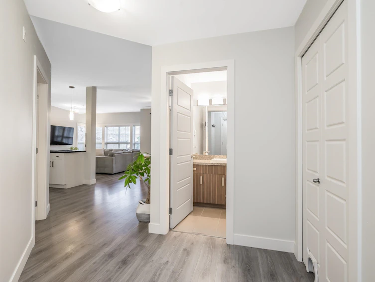 106-20219 54a Avenue, Langley, BC, V3A 0C7 - 5