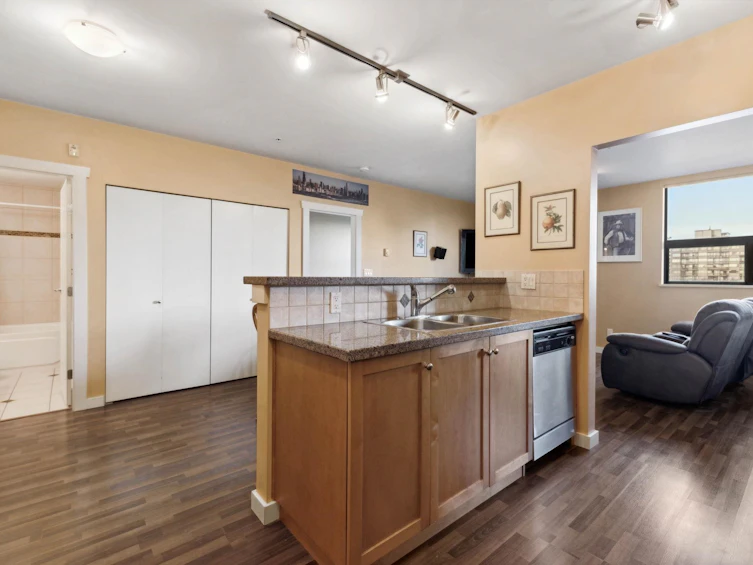 616-615 Belmont Street, New Westminster, BC, V3M 6A1 - 11