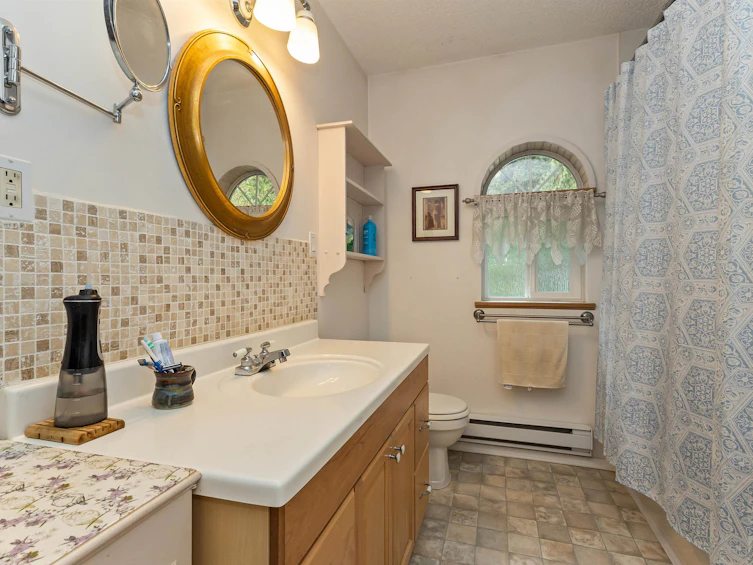 19601 Silver Skagit Road, Hope, BC, V0X 1L2 - 20