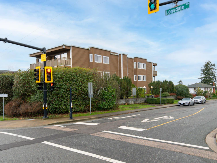 202-107 W 27th Street, North Vancouver, BC, V7N 4G5 - 33