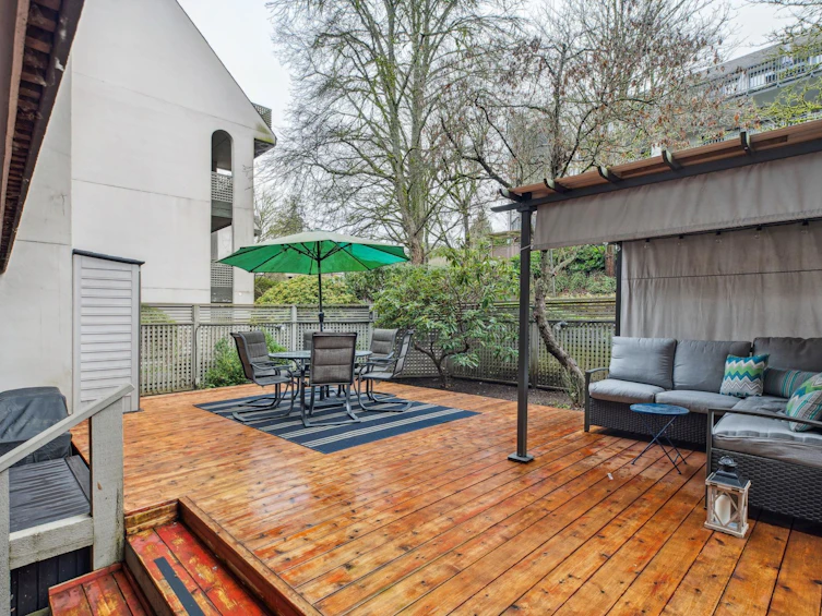 111-1955 Woodway Place, Burnaby, BC, V5B 4S5 - 25