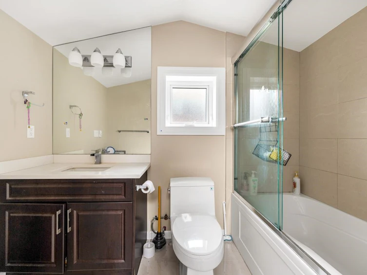 3589 W 35th Avenue, Vancouver, BC, V6N 2N4 - 12
