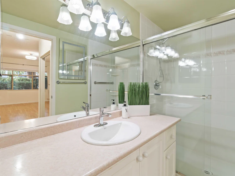 311-2059 Chesterfield Avenue, North Vancouver, BC, V7M 2P4 - 11
