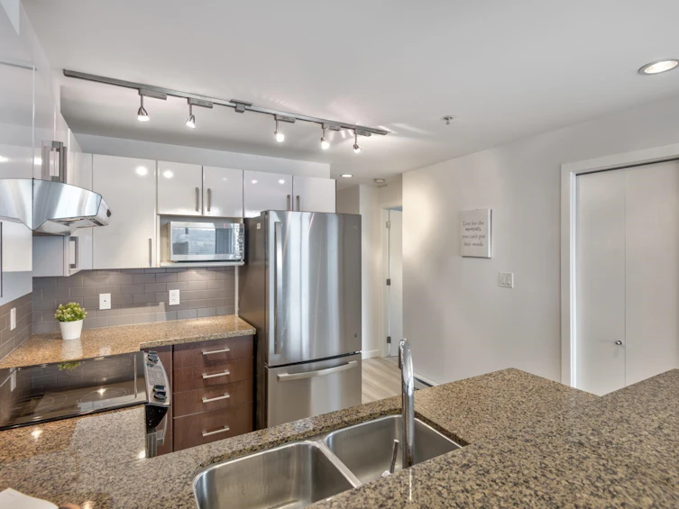 1208-14 Begbie Street, New Westminster, BC, V3M 0C4 - 4