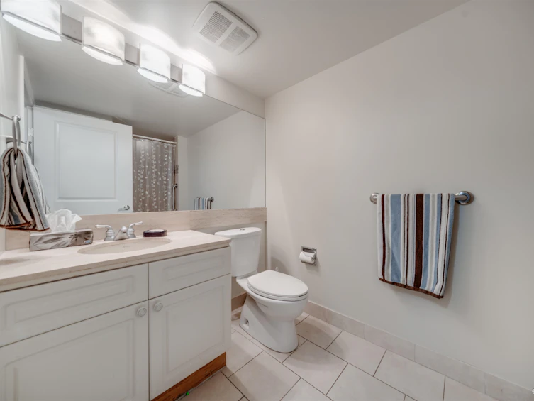 16-1425 Lamey's Mill Road, Vancouver, BC, V6H 3W2 - 22