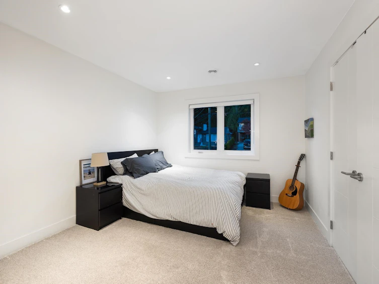 741 Winona Avenue, North Vancouver, BC, V7R 2B2 - 27