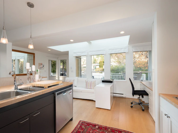 2047 Fulton Avenue, West Vancouver, BC, V7V 1T3 - 11