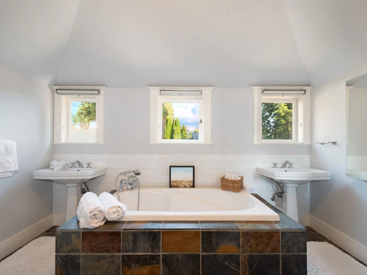 2047 Fulton Avenue, West Vancouver, BC, V7V 1T3 - 20