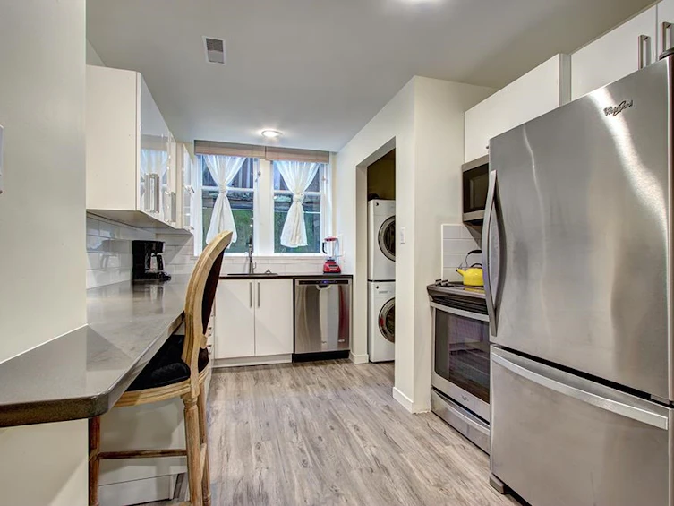 2047 Fulton Avenue, West Vancouver, BC, V7V 1T3 - 29