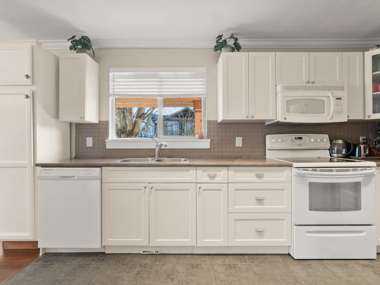 45512 Watson Road, Chilliwack, BC, V2R 5Y7 - 9
